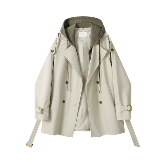 Trench-Coat Court