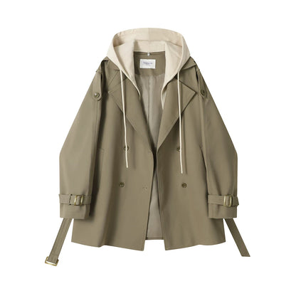 Trench-Coat Court